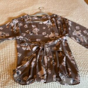 West Kei blouse stitch fix new never worn taupe gray lavender small